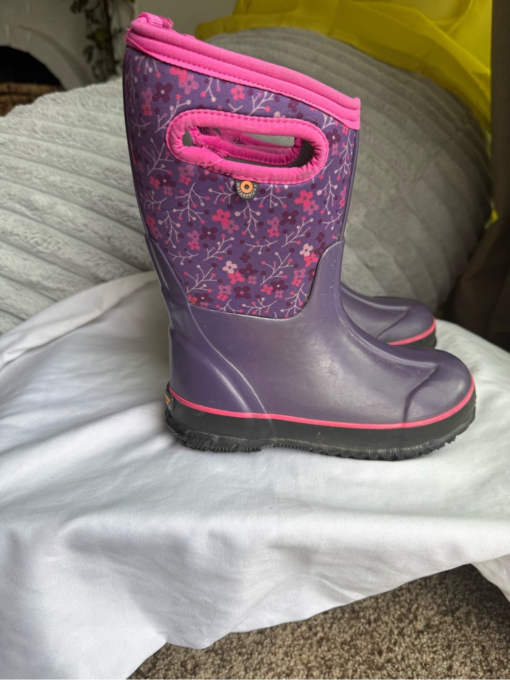 BOGS Classic Kids Purple & Pink Floral Rain Snow Waterproof Pull On Boots